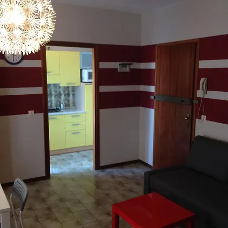 Suisse Apartment